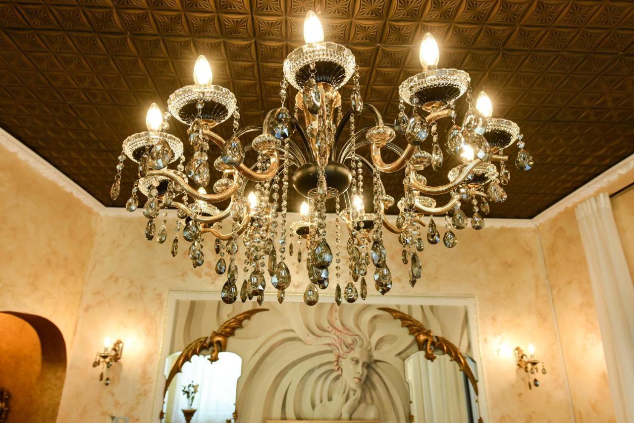 The Museum - Wonderful Super Central Apartment Bucarest Esterno foto