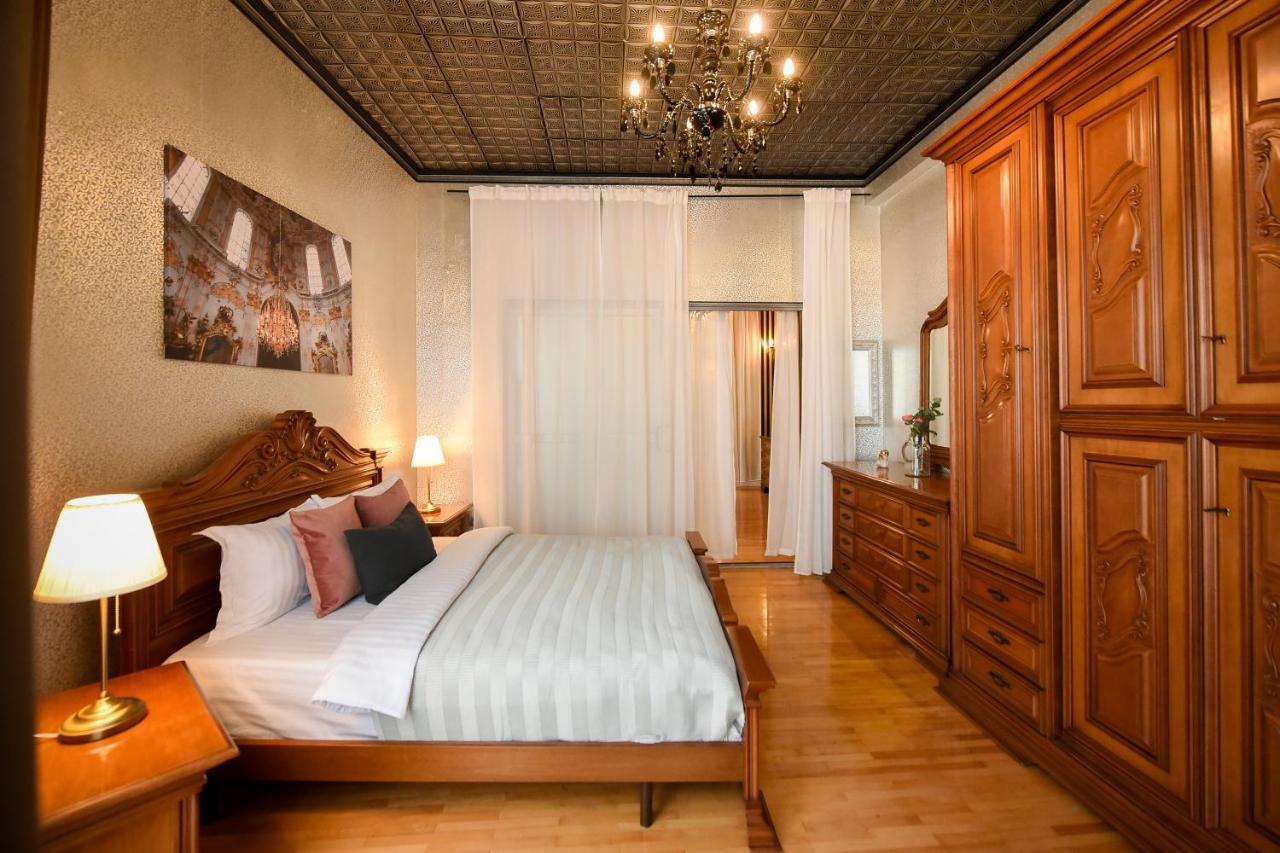 The Museum - Wonderful Super Central Apartment Bucarest Esterno foto