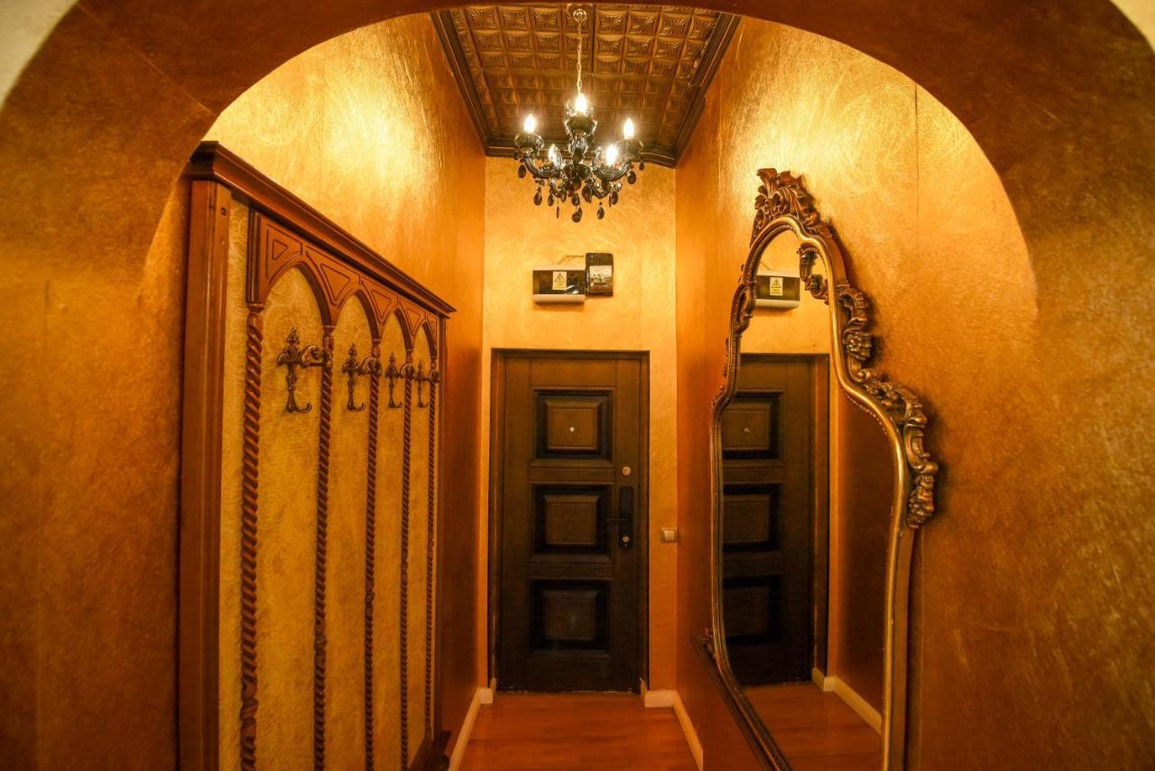 The Museum - Wonderful Super Central Apartment Bucarest Esterno foto