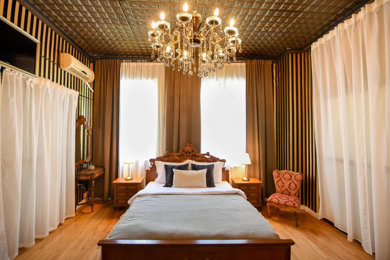 The Museum - Wonderful Super Central Apartment Bucarest Esterno foto