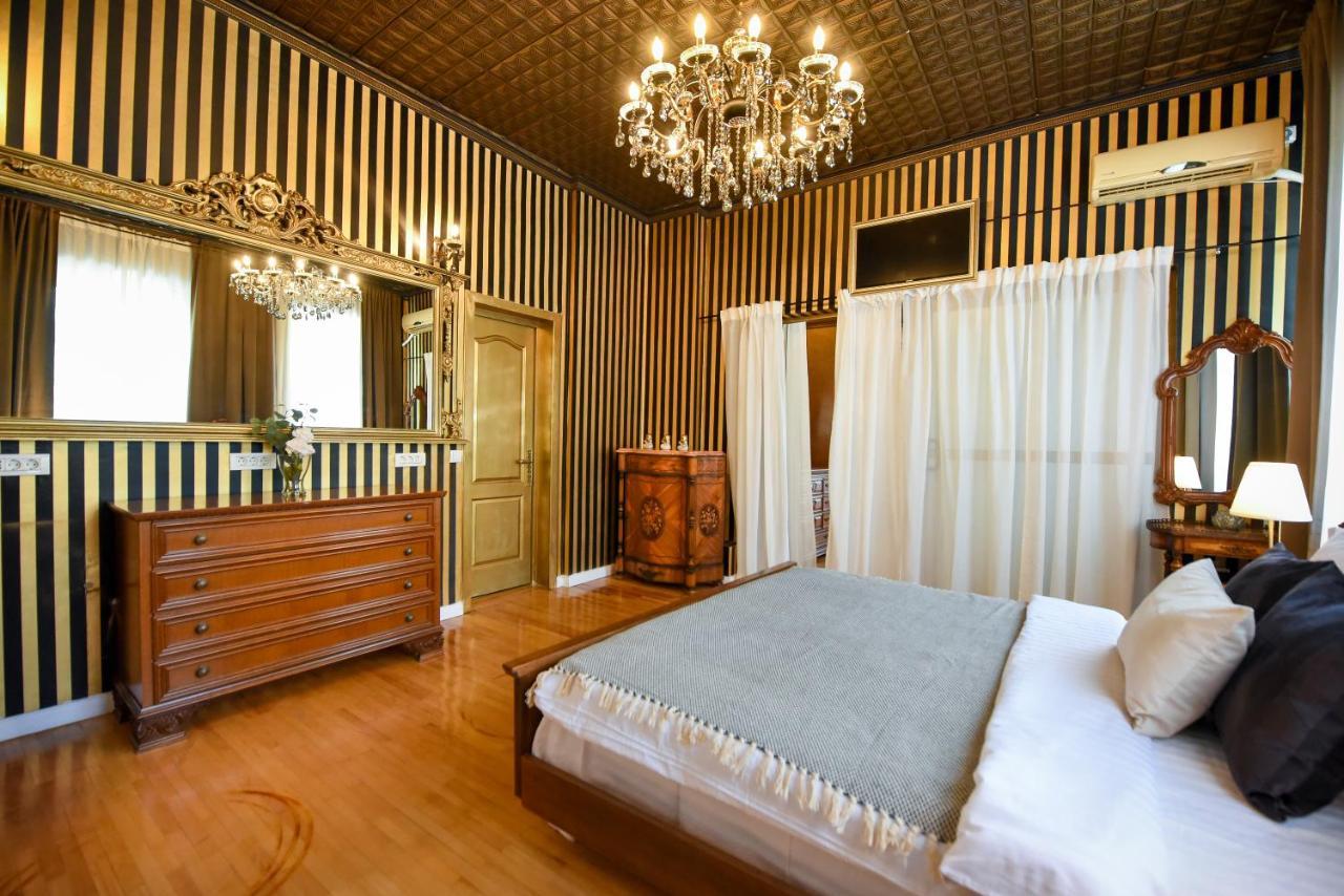 The Museum - Wonderful Super Central Apartment Bucarest Esterno foto
